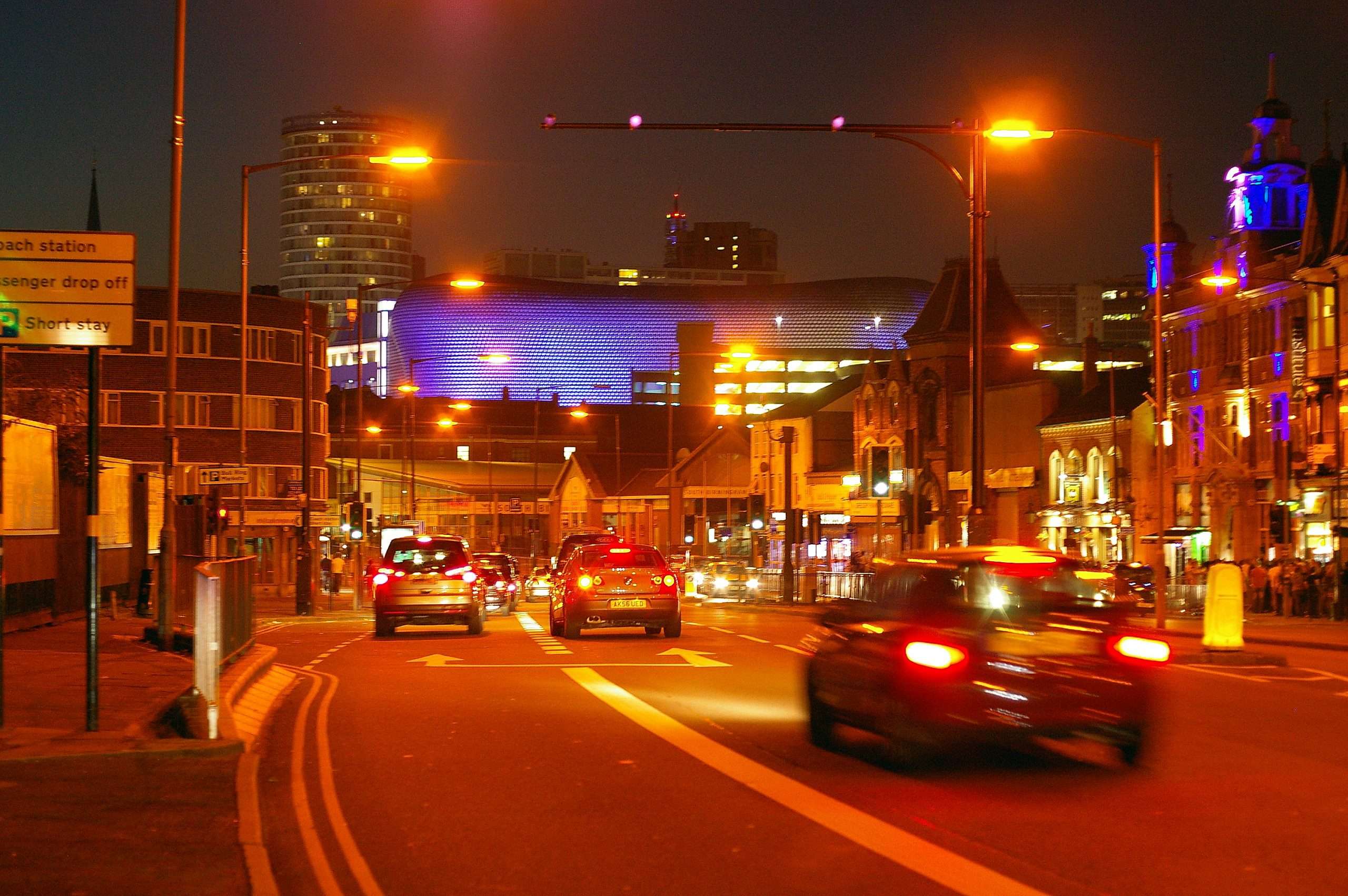 Tips for driving in the dark