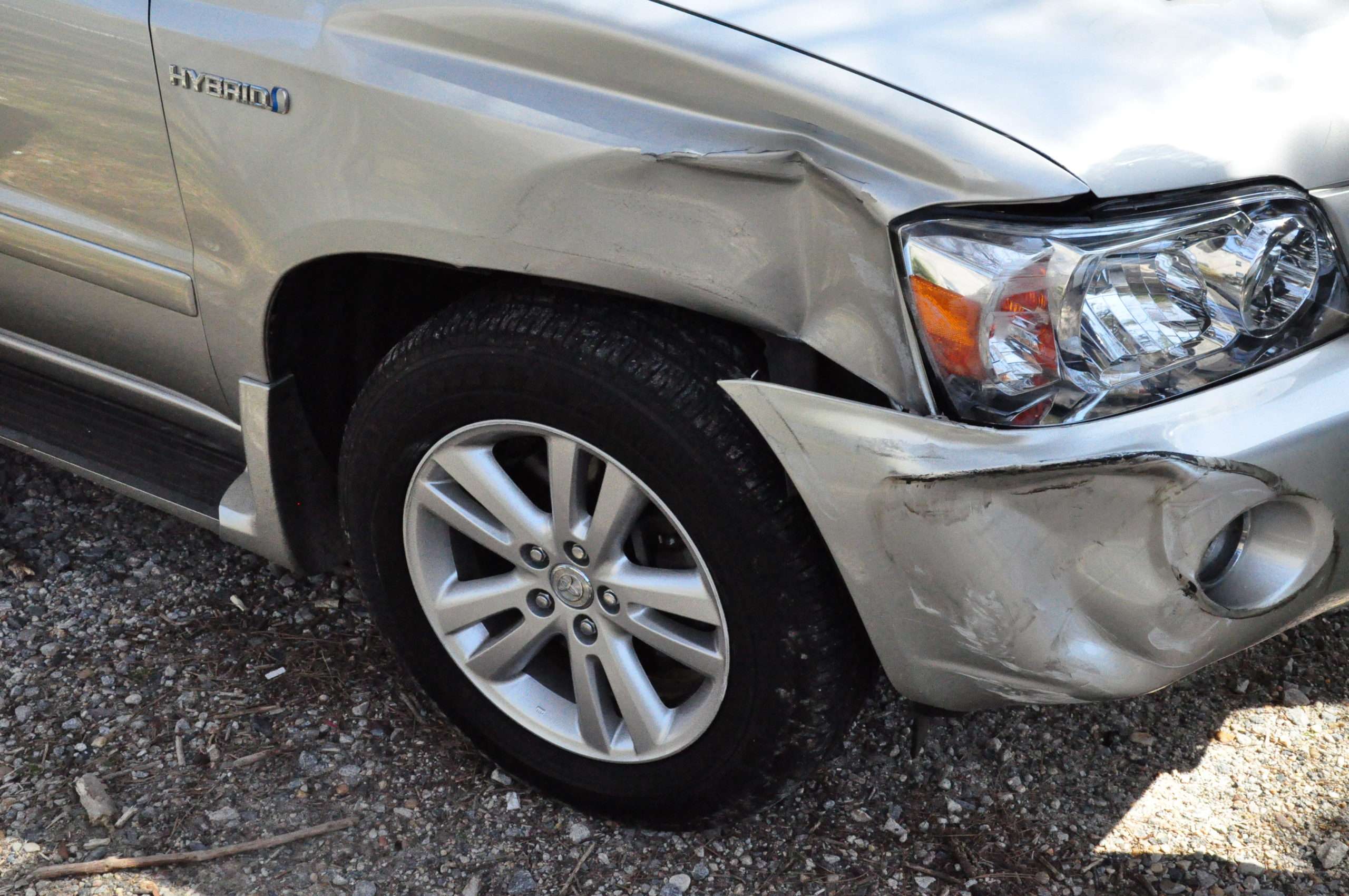 What to do in the immediate aftermath of a car accident?