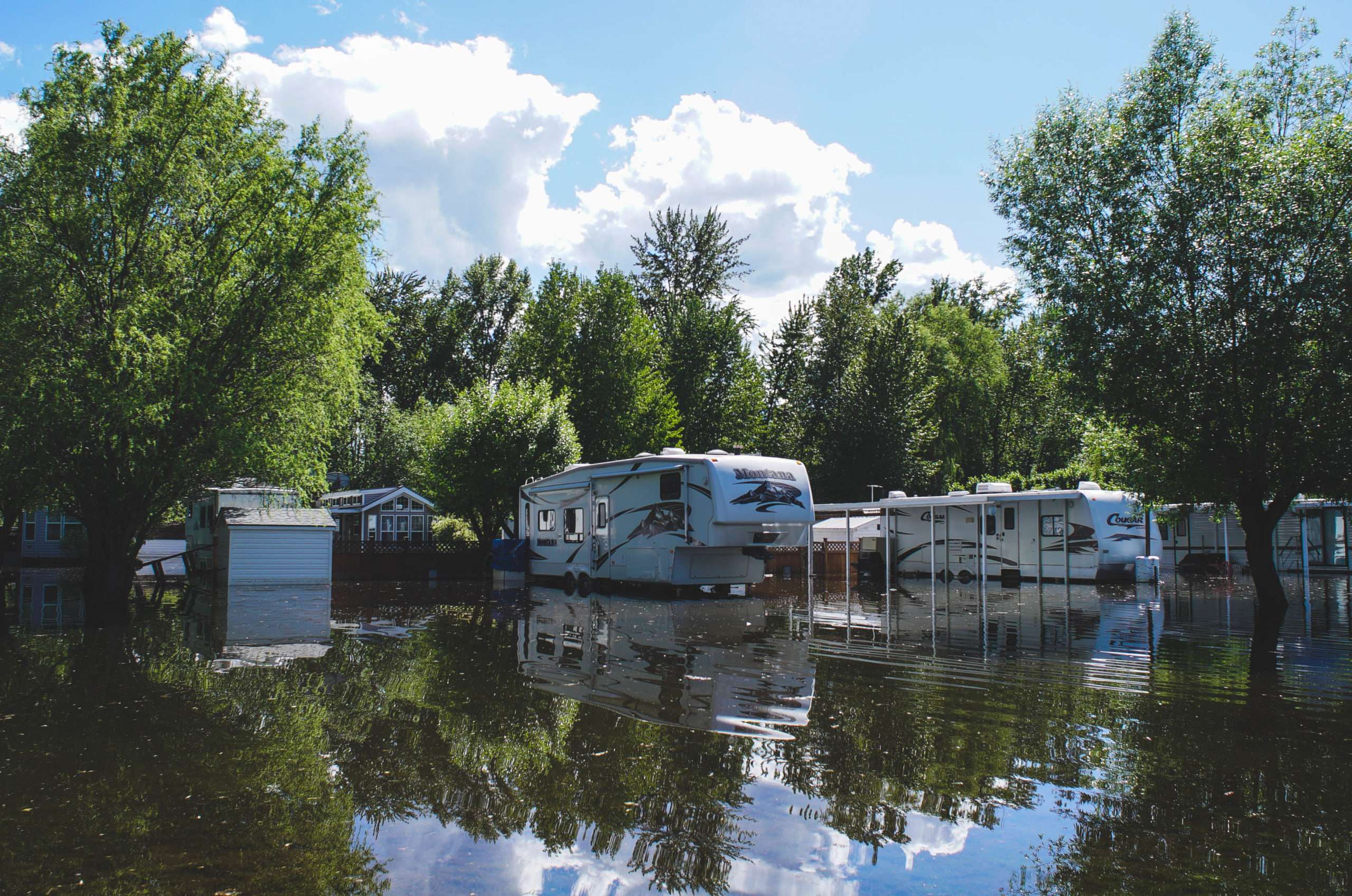 Tips for driving through flood-affected areas